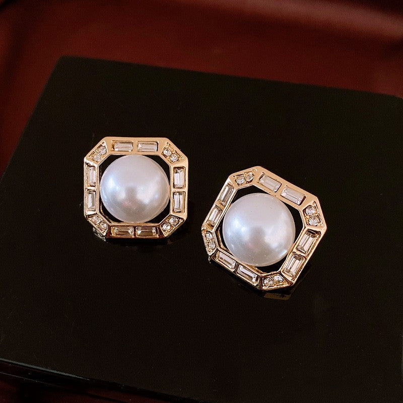 Pearl Earrings Retro Exquisite Simple Fashion All-match High Sense